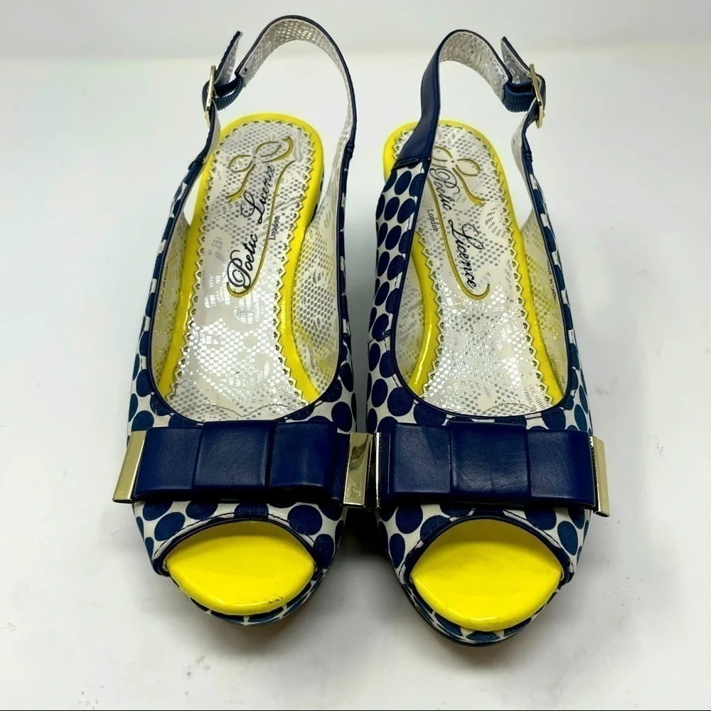 Poetic License “Mad Money” Wedge Sandals Polka Dot Size 6.5